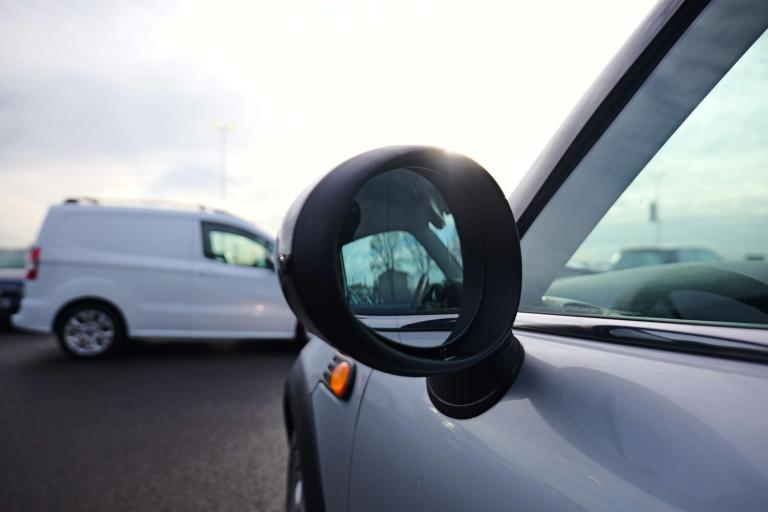 2008 MINI Hatch 1.4 One 3dr Hatchback Petrol Manual