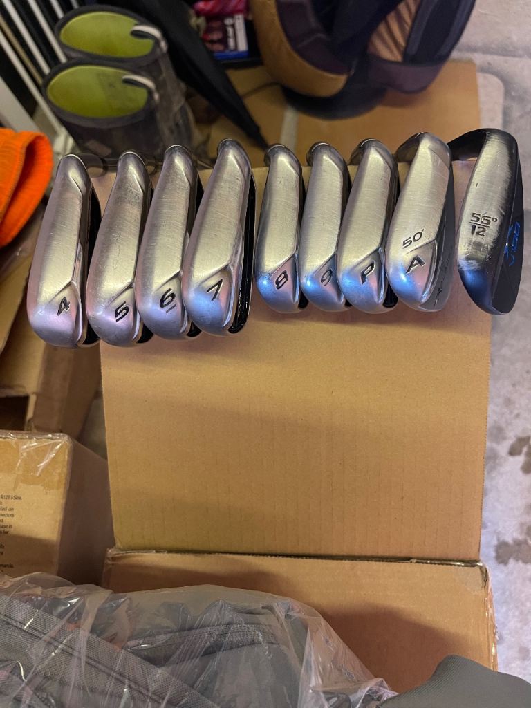 TaylorMade RBZ Golf Irons Set (4-PW, AW) + Slazenger 56’ wedge– Good Condition