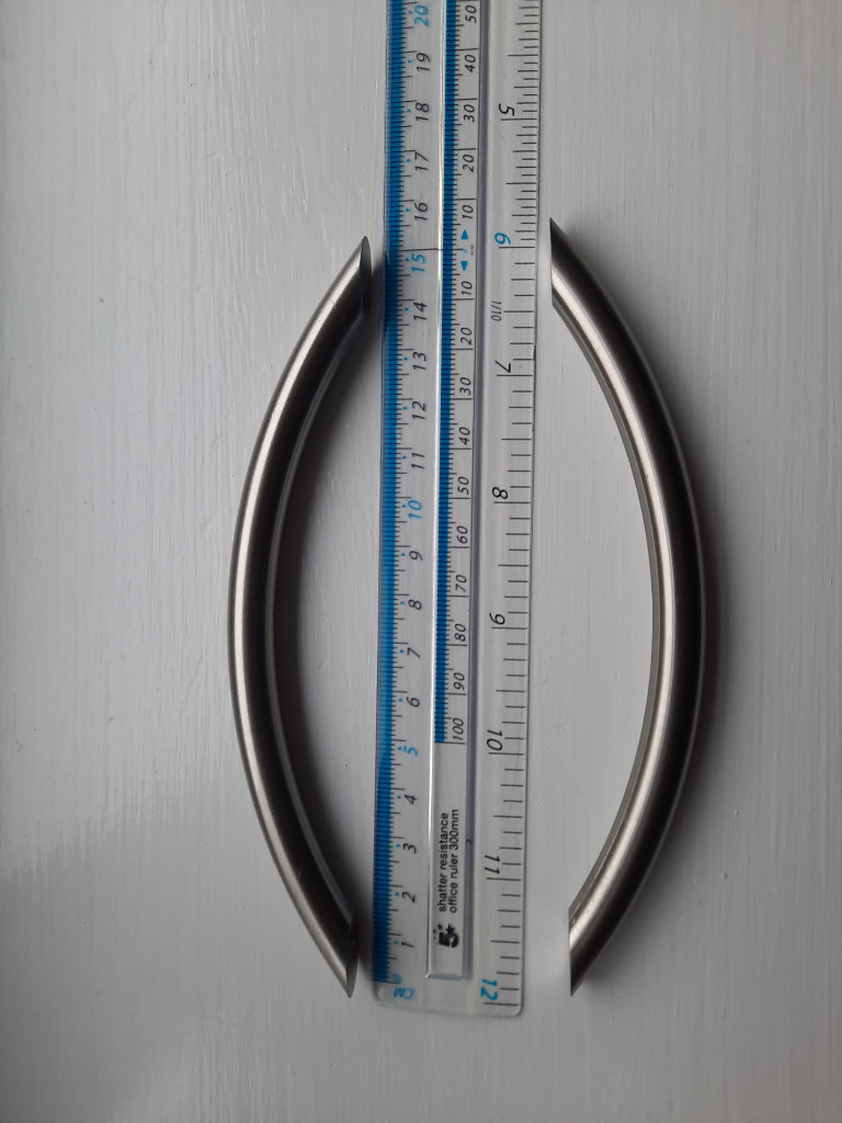 Cupboard door handles