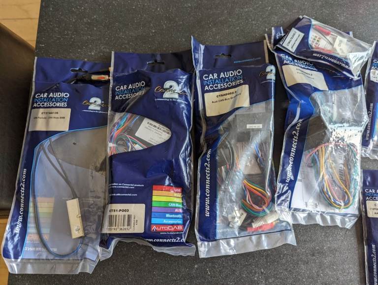 JOBLOT Connects2 vehicle audio connectors Porsche / Audi