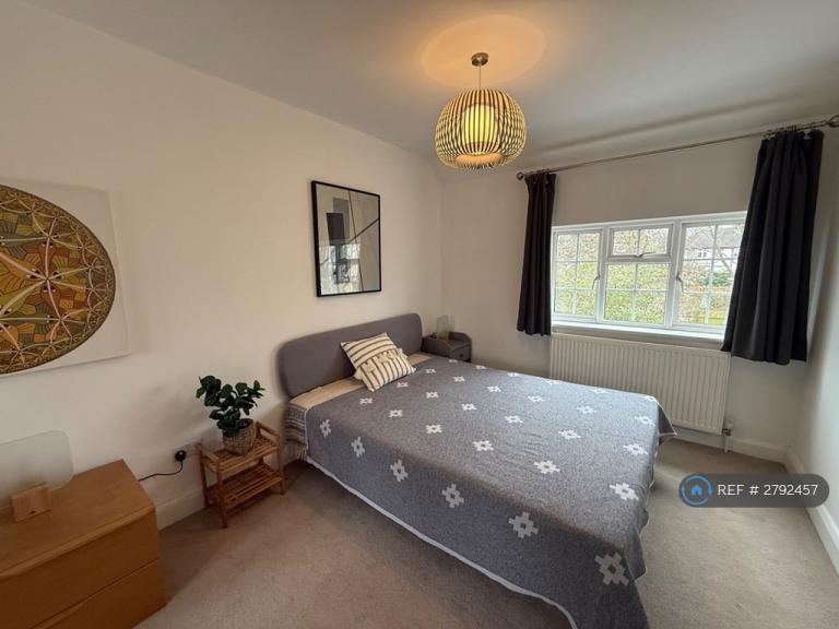 1 bedroom in Avalon Road, London, W13 (#2792457)