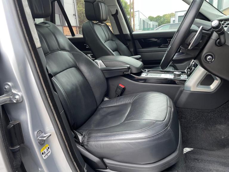 2018 Land Rover Range Rover 4.4 SDV8 Autobiography 4dr Auto ESTATE Diesel Automatic