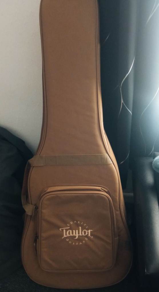 Taylor Guitar Gig Bag - Brand New, Padded Case