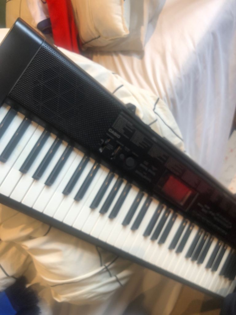 Casio CTK 1150 keyboard (stand and stool)