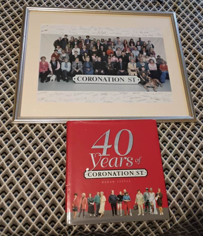 Coronation street signed cast picture & illustration book,no dispatch , view @ Gateshead 