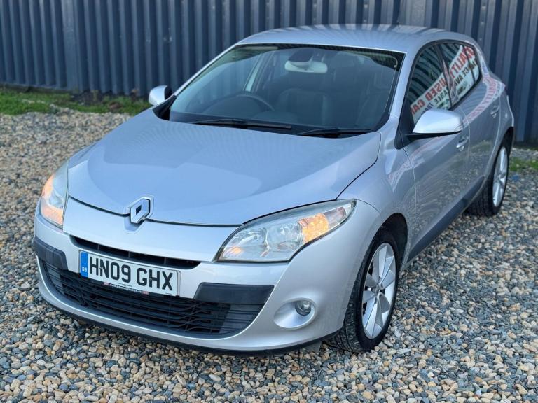 2009 Renault Megane 1.9 dCi Privilege Euro 4 5dr HATCHBACK Diesel Manual