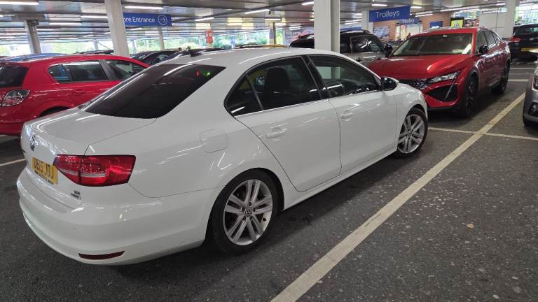 Volkswagen, CHEAP TAX,JETTA GT 2L, £35 TAX ,Saloon, 2015, Semi-Auto, 1968 (cc), 4 doors
