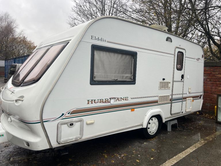 Elddis Hurricane with awning. Can deliver.