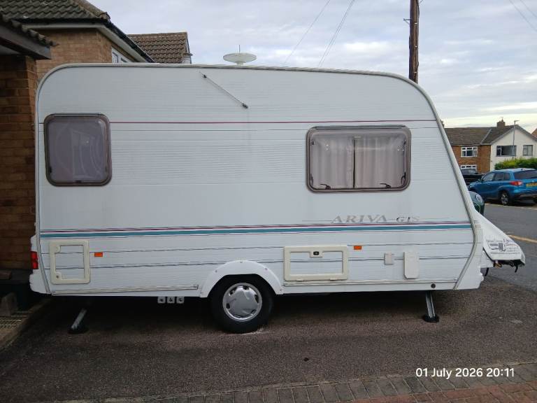 Lunar ariva gts caravan 2 birth