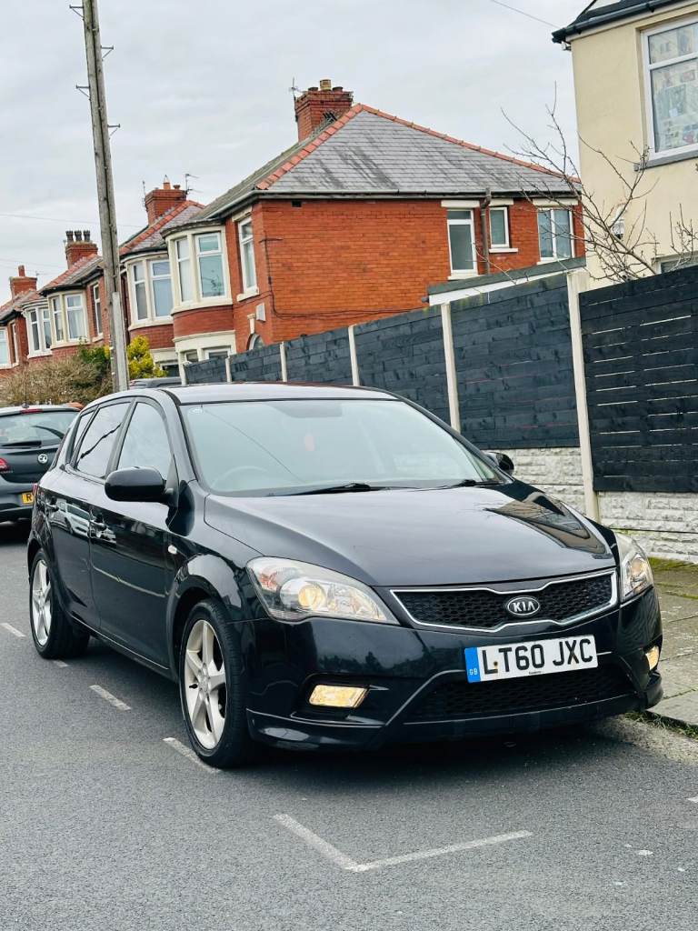 Kia, CEED, Hatchback, 2010, Manual, 1582 (cc), 5 doors