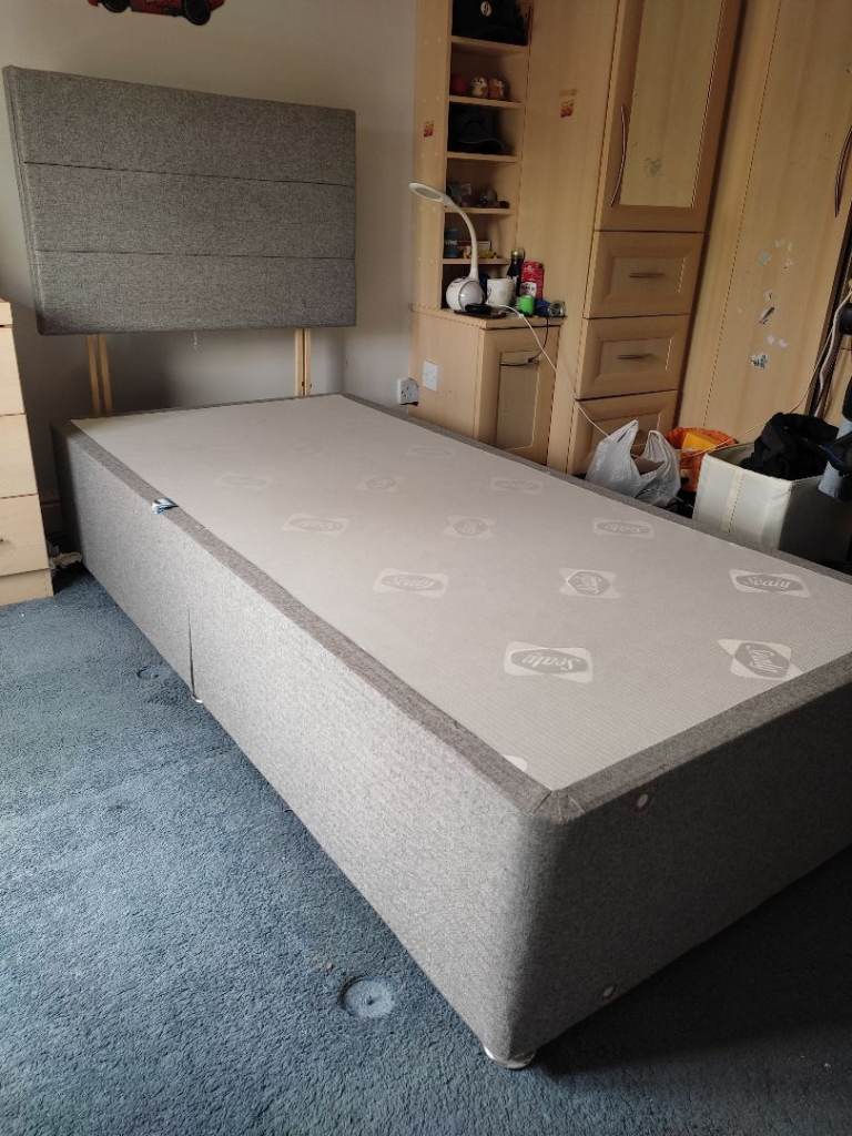 Single Divan Bed with Drawers and Headboard