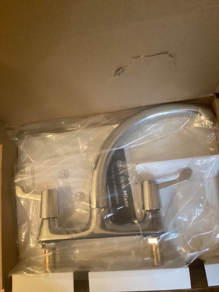 New Kitchen Sink Deck Mixer Tap - Chrome Finish