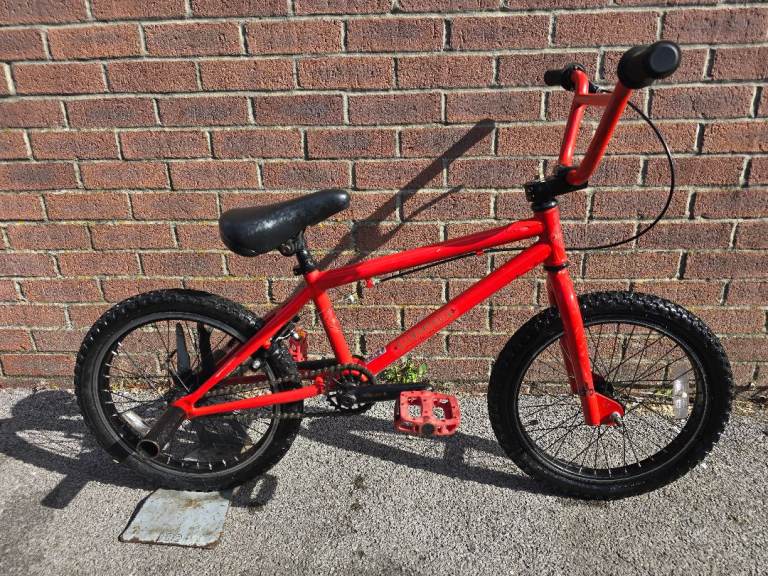 BMX bike DIAMONDBACK REMIX   Wheels 18" Frame 10"  VGC!