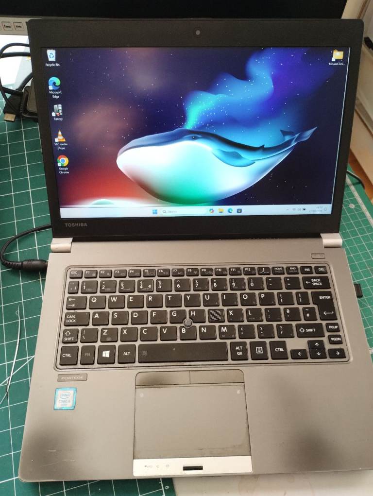 Laptop Intel Core i5, 8GB RAM 256GB SSD Windows 11. Full Microsoft Office. Read description 