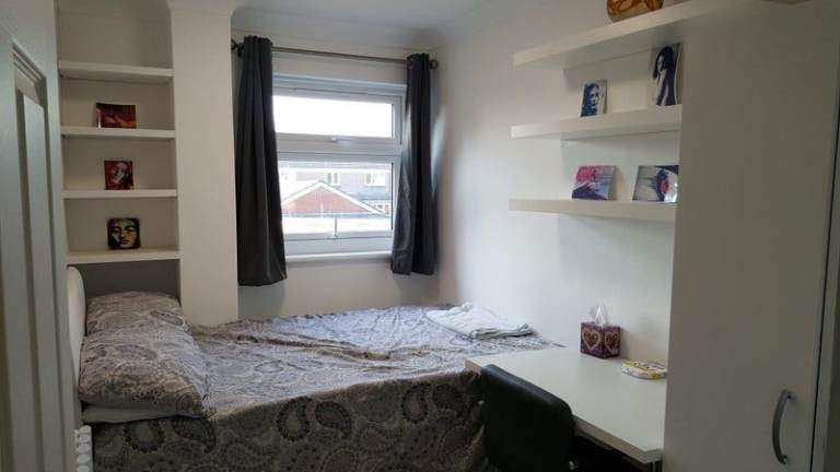 New Small Double Room – All Bills Included – Modern & Clean- Colindale NW9 5