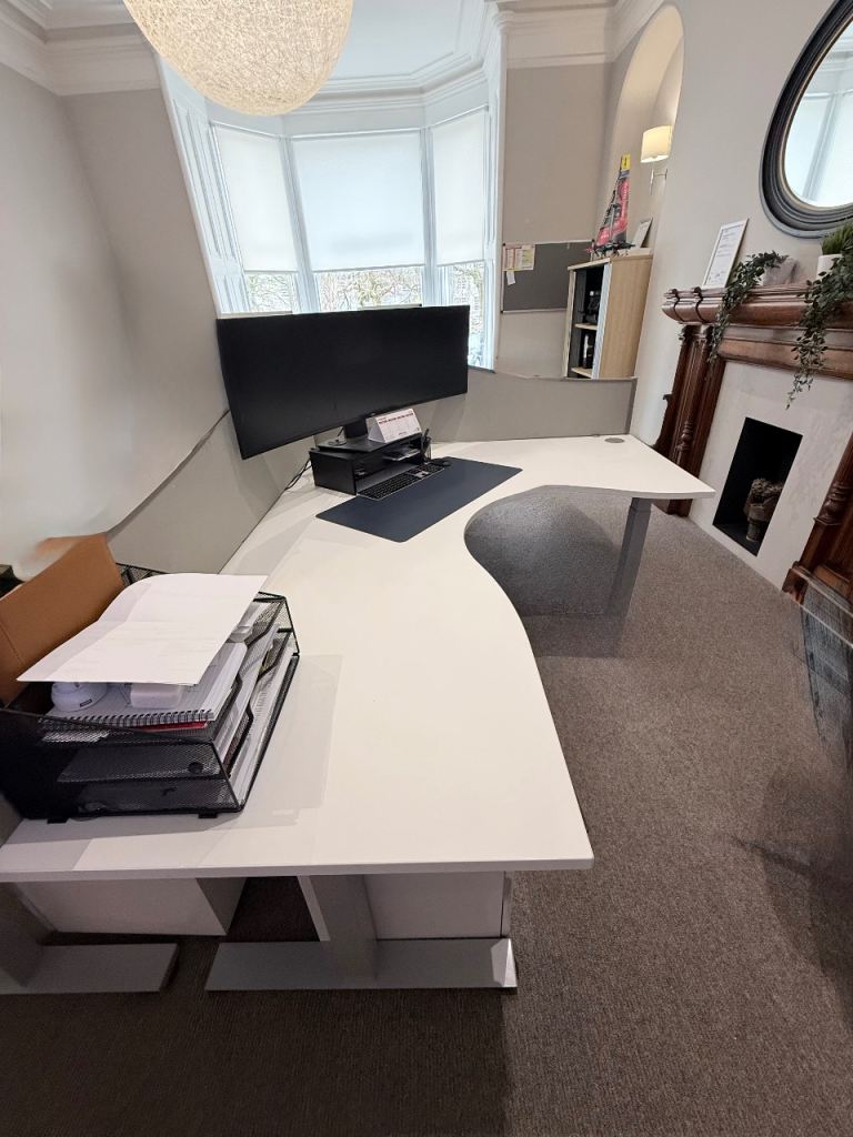 Sit-to-stand electric desks x 4