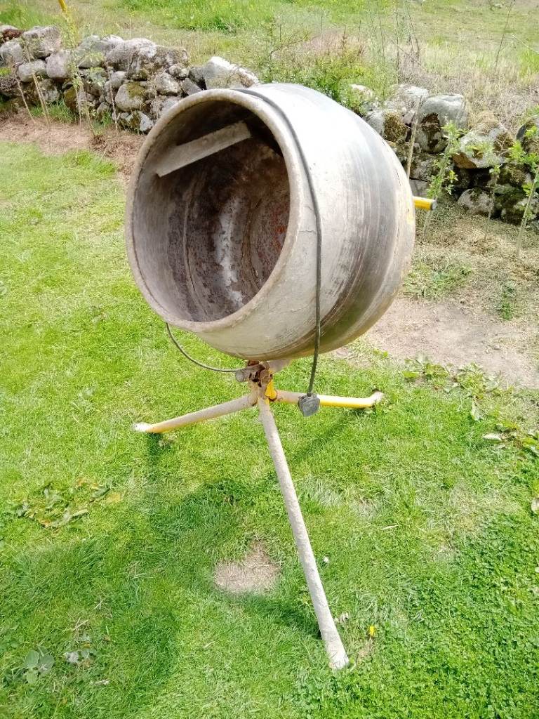 Belle Mastermix MC110 Electric 230V Cement Concrete Mixer 90L Drum Capacity