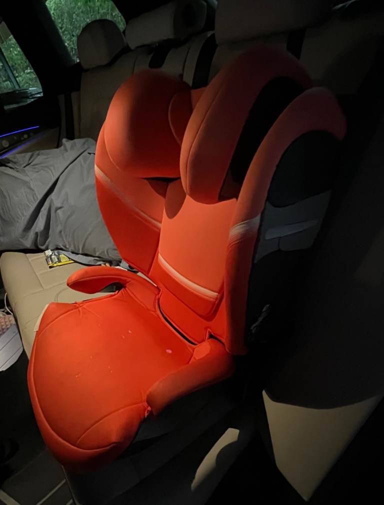 Cybex Solution S2 i-Fix (2023): Hibiscus Red
