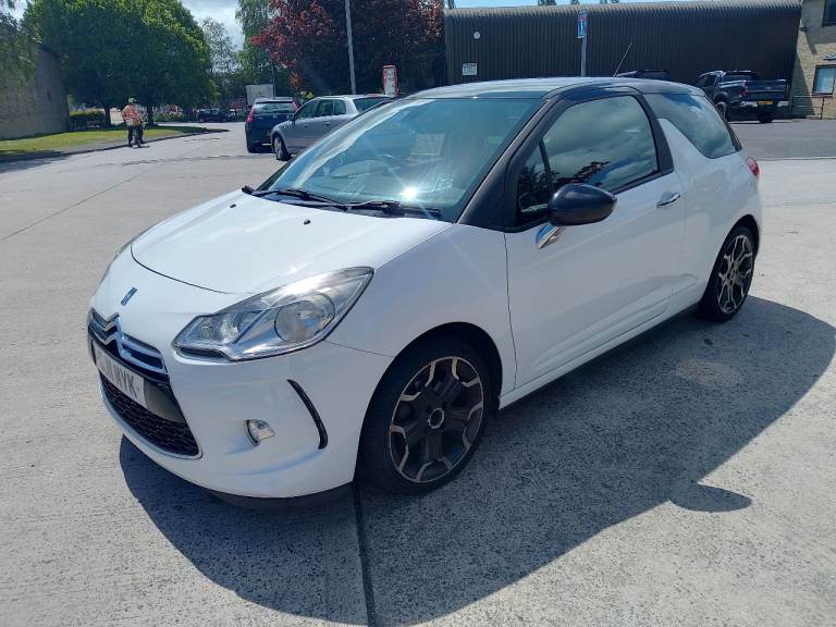 Citroen, DS3, Hatchback, 2011, Manual, 1598 (cc), 3 doors