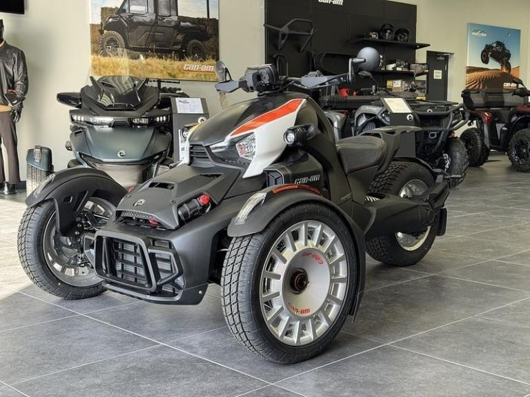 Can-Am Ryker 900 Rally 900 ACE 3-Wheel 