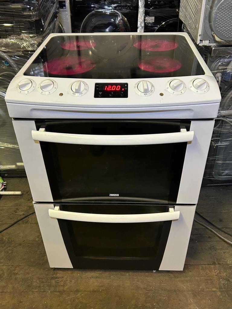 ZANUSSI electric ceramic cooker 60 cm