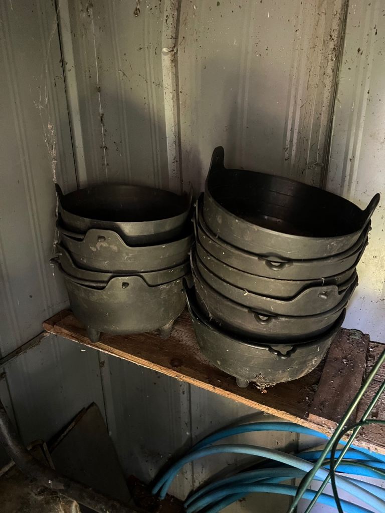 Cauldron Style Black Plant Pots