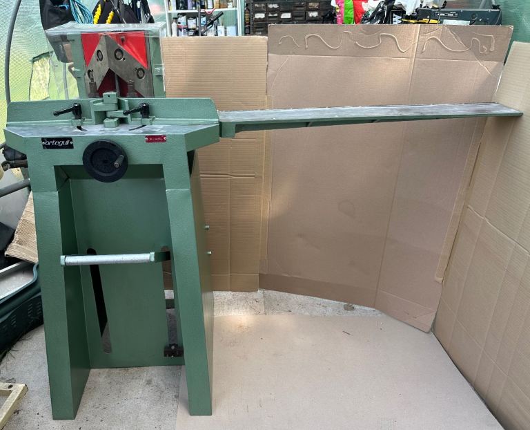 Orteguil Mitre Guillotine - Professional Workshop Tool