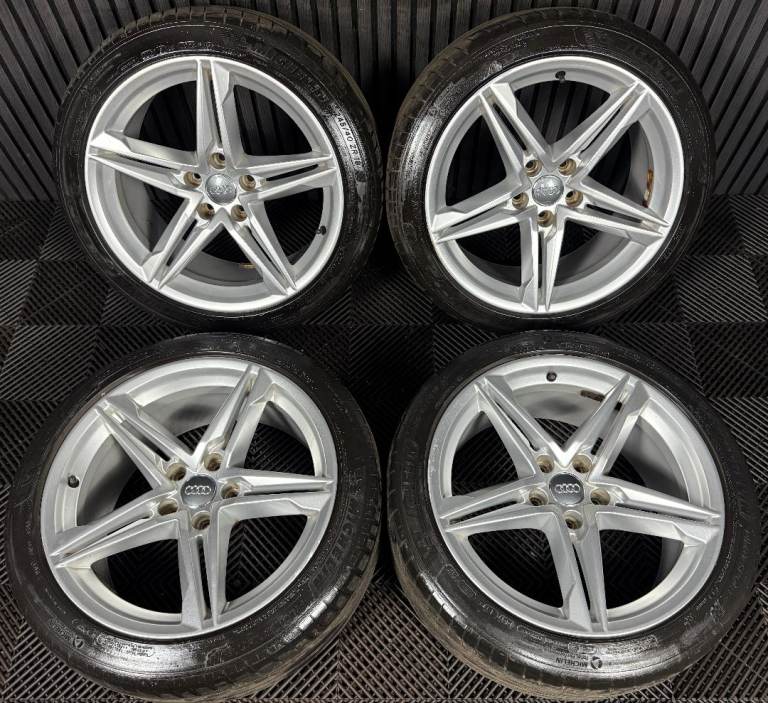 18" GENUINE AUDI A5 S LINE SILVER STAR SPOKE WHEELS ALLOYS TYRES