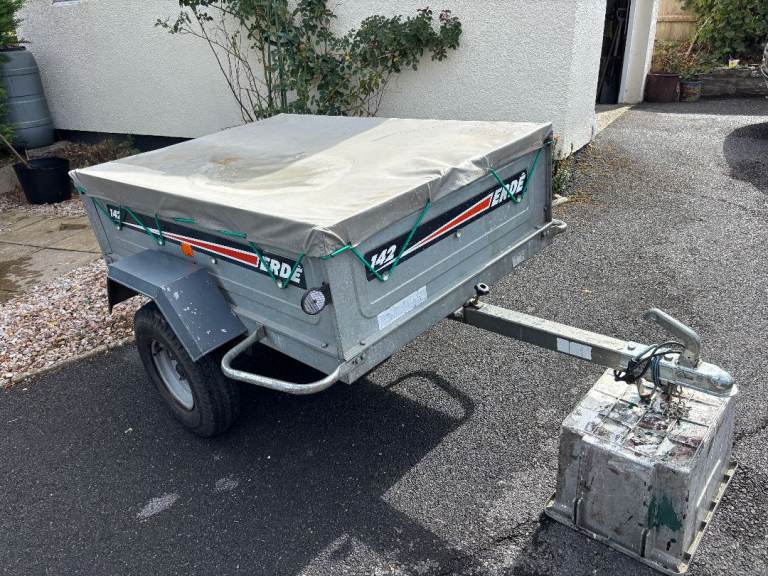 Erde 142 Car Trailer