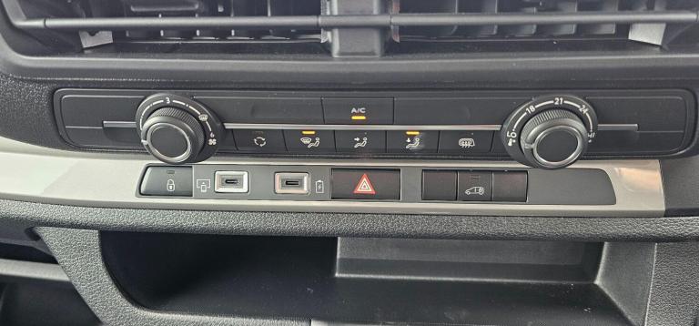 2025 Citroen Dispatch 75 kWh Driver M Auto MWB 6dr (7.4kW Charger) PANEL VAN Electric Automatic