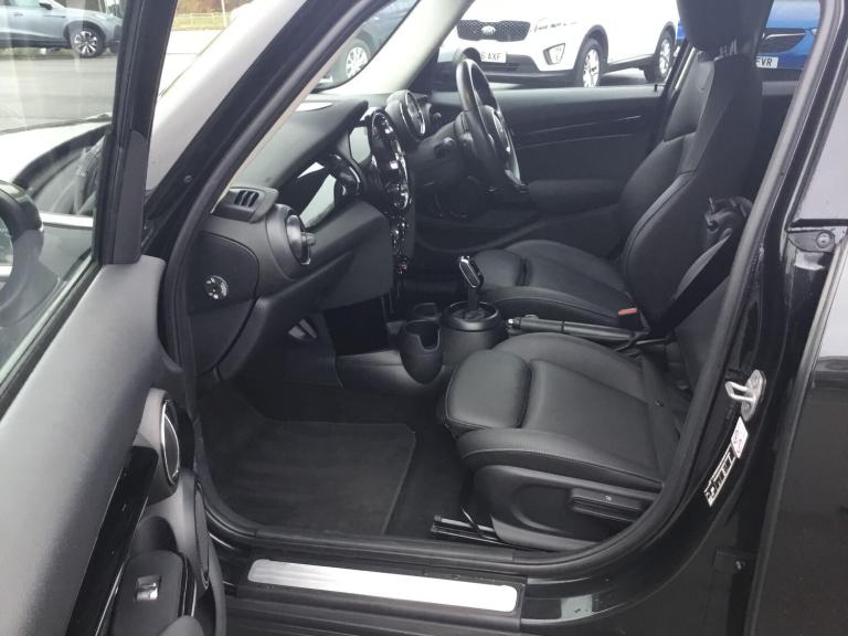 2022 MINI Hatch 1.5 Cooper Classic 5dr Auto HATCHBACK PETROL Automatic