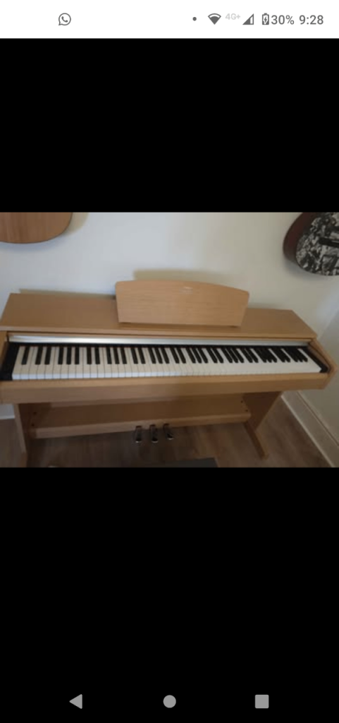 Yamaha Arius YDP-142