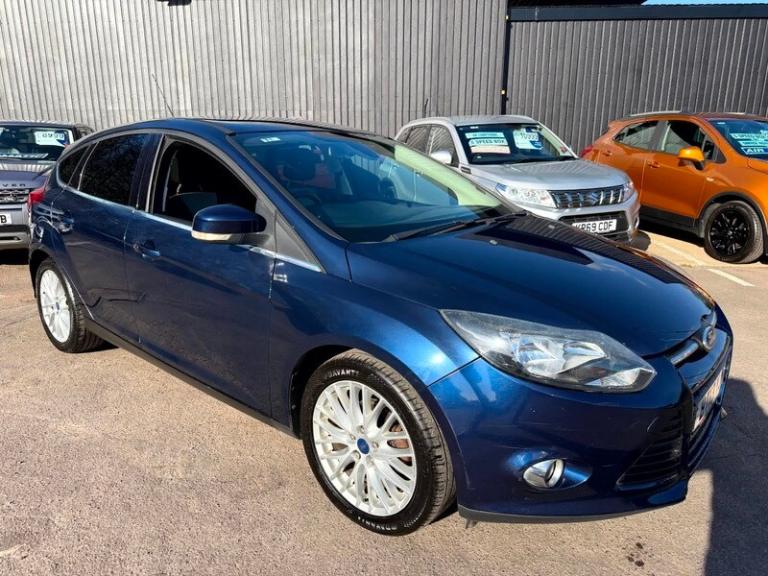 Ford Focus ZETEC- 5 SPEED, 84949 MILES, SERVICE HISTORY, ?195 TAX, PRIVACY GLASS