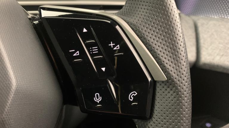 2025 Peugeot 3008 1.2 Hybrid 136 GT 5dr e-DSC6 HATCHBACK PETROL Automatic