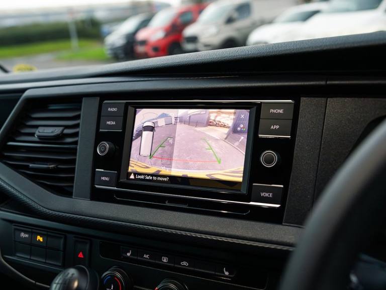 2024 Volkswagen Transporter TDI T28 Highline Panel Van Diesel Manual