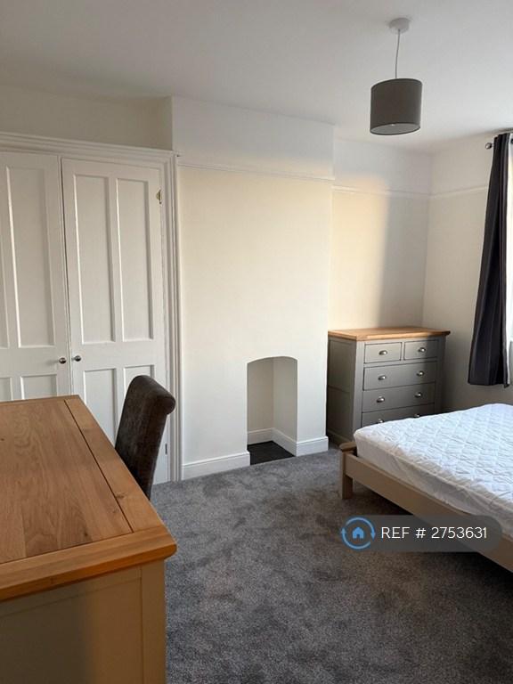 1 bedroom in Cheltenham Road, Gloucester, GL2 (#2753631)