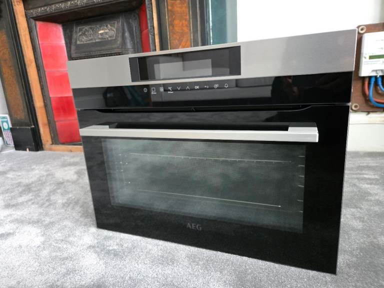AEG KPK742220M Built-In Compact Sense Cook Multi function Oven EX DISPLAY RRP £899