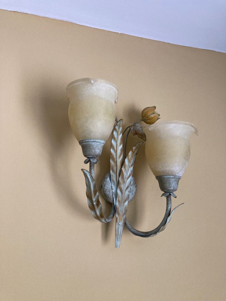BEAUTIFUL CHRISTOPHER WRAY LIGHT FITTINGS 