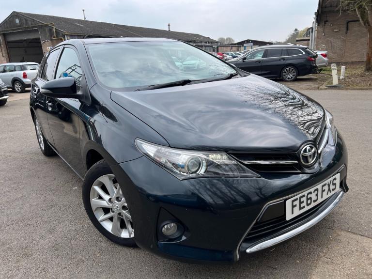 2013 Toyota Auris 1.4 D-4D Sport 5dr HATCHBACK Diesel Manual