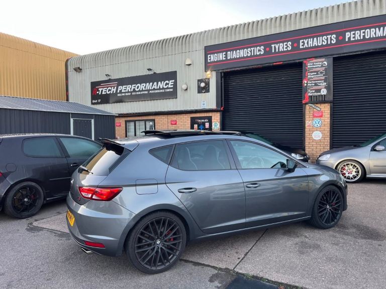Seat, LEON, Hatchback, 2017, Semi-Auto, 1984 (cc), 5 doors