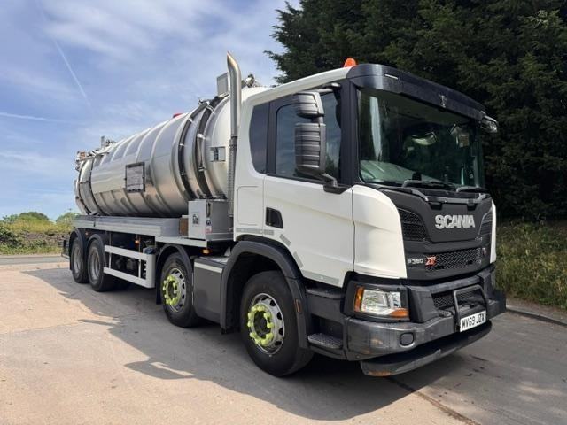 2020 Scania P360 XT EURO 6 8x4 Whale stainless steel vacuum tanker wash down