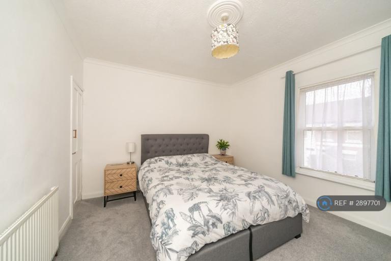 1 bedroom in Cumberland Road, Reading, RG1 (#2897701)