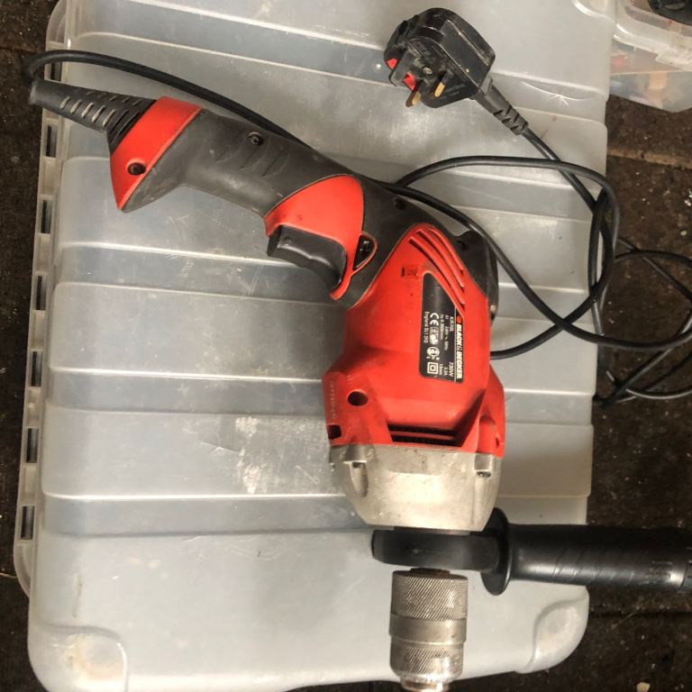 🏘️🏘️for sale Drill black & decker handy tool bargain