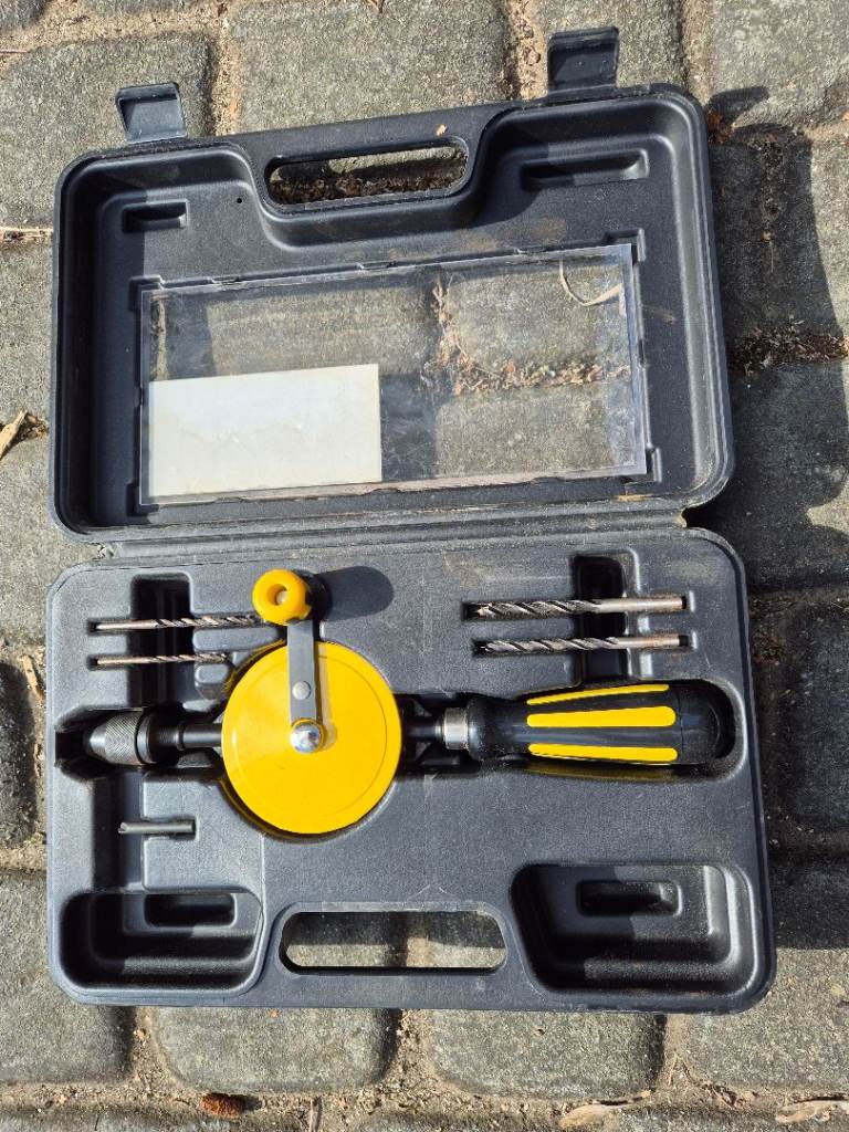 Hand drill