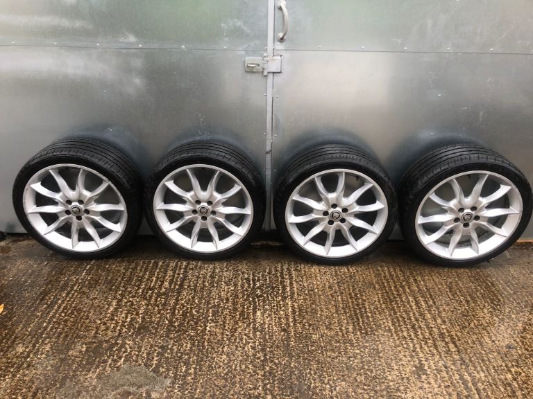 Jaguar 20” Draco hubs with Davanti tyres