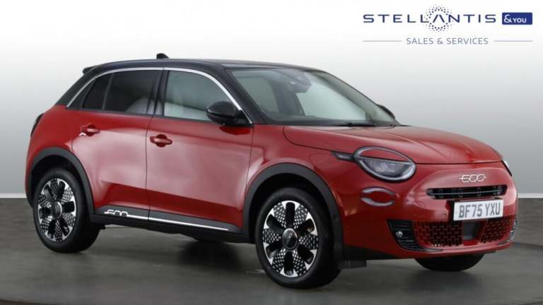 2025 Fiat 600 1.2 MHEV La Prima SUV 5dr Petrol Hybrid e-DCT Euro 6 (s/s) (136 ps) SUV Hybrid Auto...