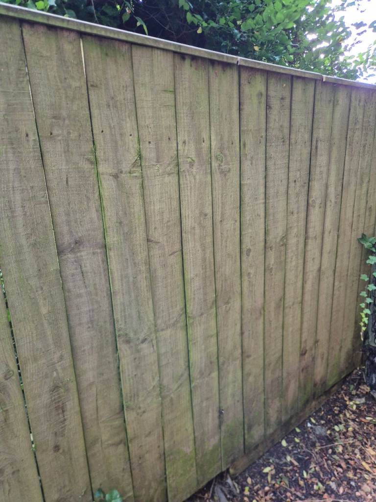 Free wood fencing