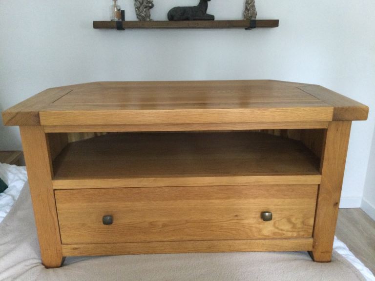 Oak tv unit
