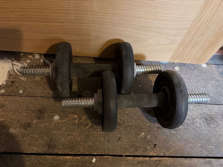Adjustable Dumbbells Pair – Good Condition
