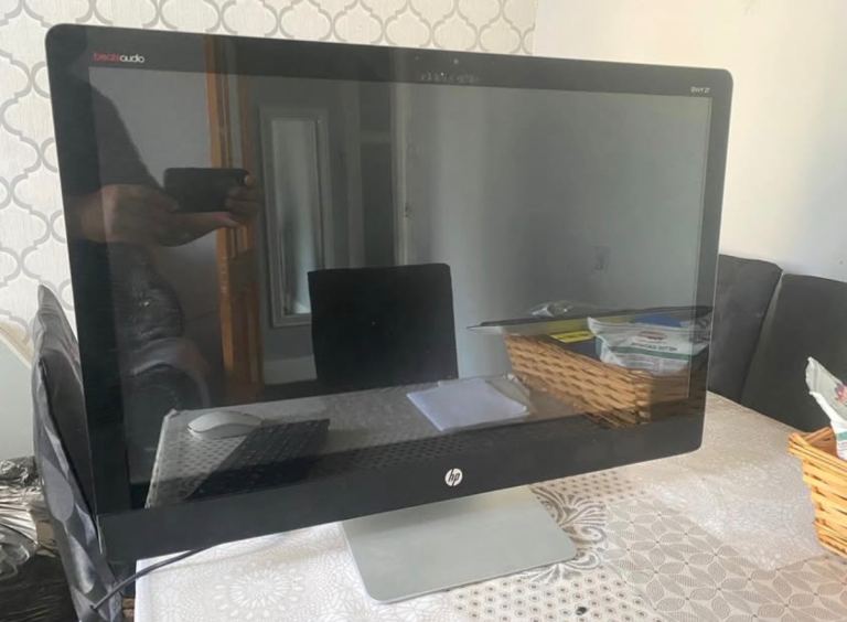 HP Envy 27 All-in-One Desktop Computer 2TB HDD, 16GB DDR4 - Excellent Condition